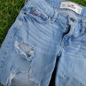 Hollister Jean Short Cut-offs